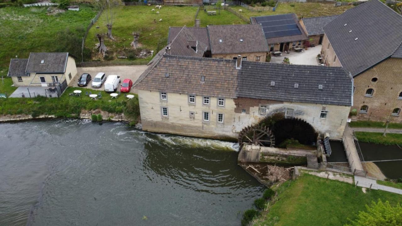 Aan De Watermolen Vakantiewoningen Wijlre Exterior foto